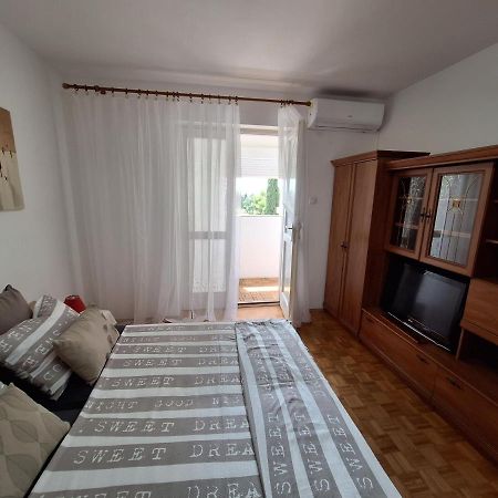 زادار Two Bedroom Apartment Alma المظهر الخارجي الصورة